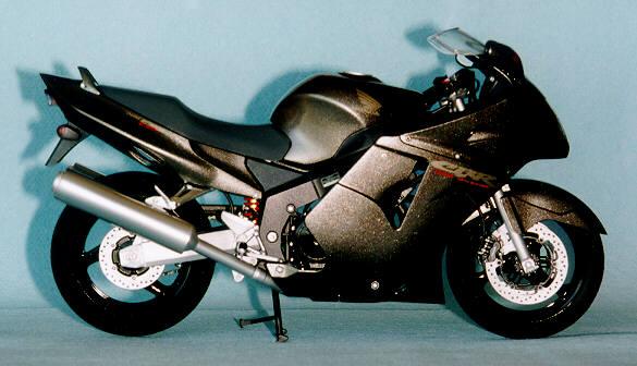 Honda CBR1100XX Super Blackbird Tamiya 14070